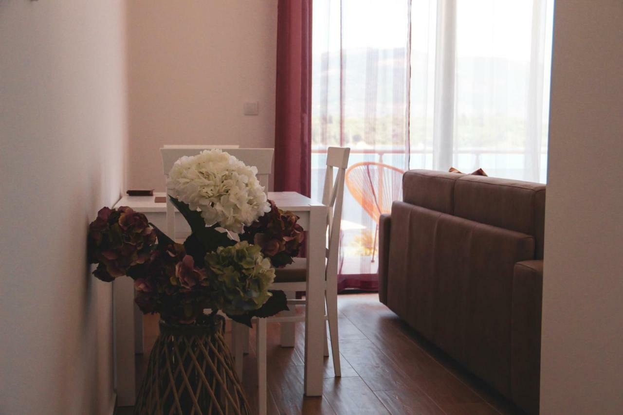 Apartments Tramonto Tivat Exterior foto